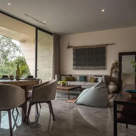 Suite De Lujo, Alberca, Gym, Jacuzzi En Areas Comunes